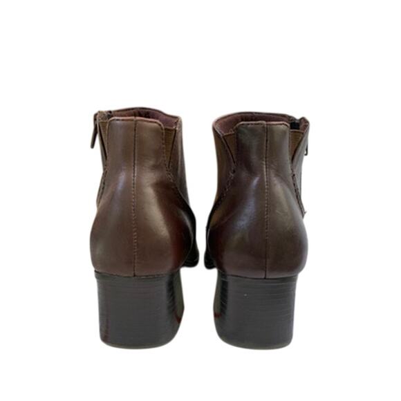 White Mountain Fairchild Brown Leather Square Toe Perfect Ankle Boots Size 6.5 - Picture 6 of 8